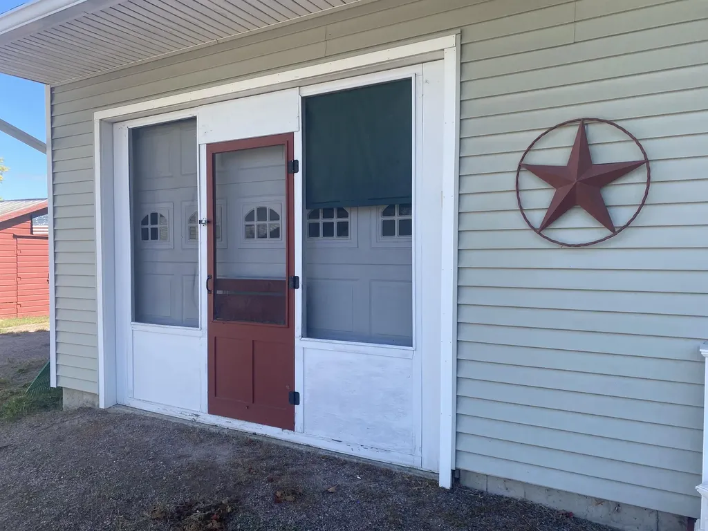 342 Us Route 2 South Hero VT 05486