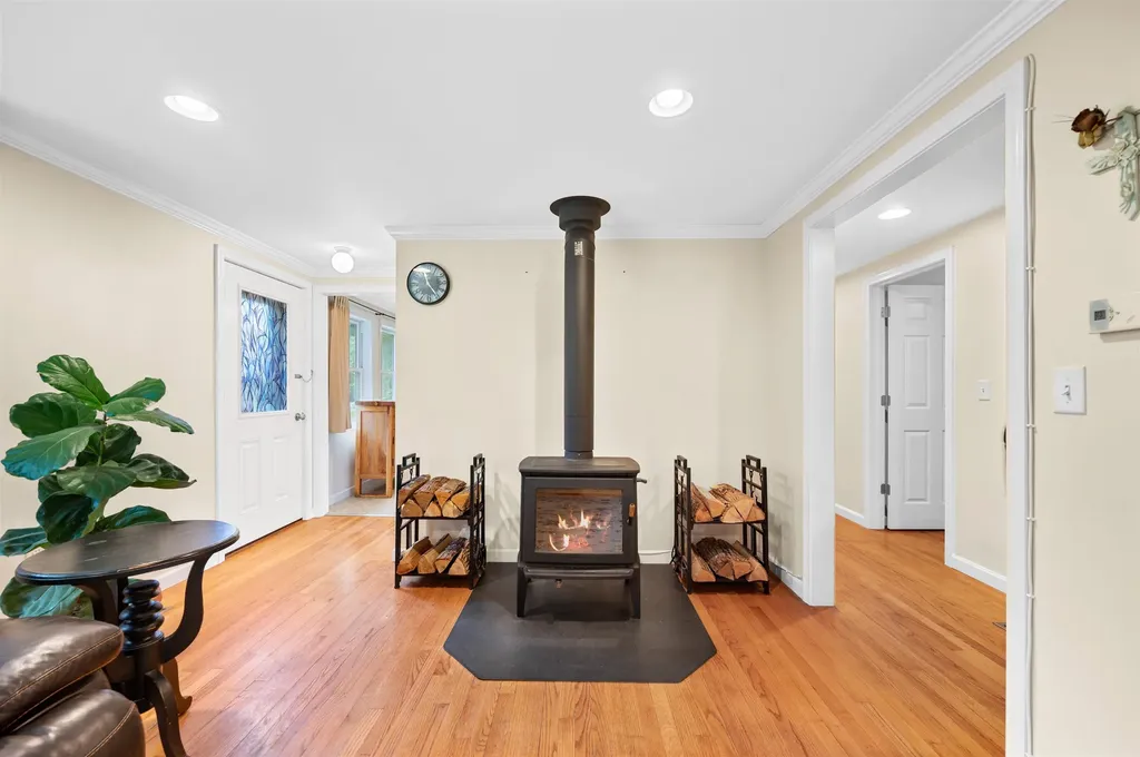 919 Vermont Route 100 South Rochester VT 05767