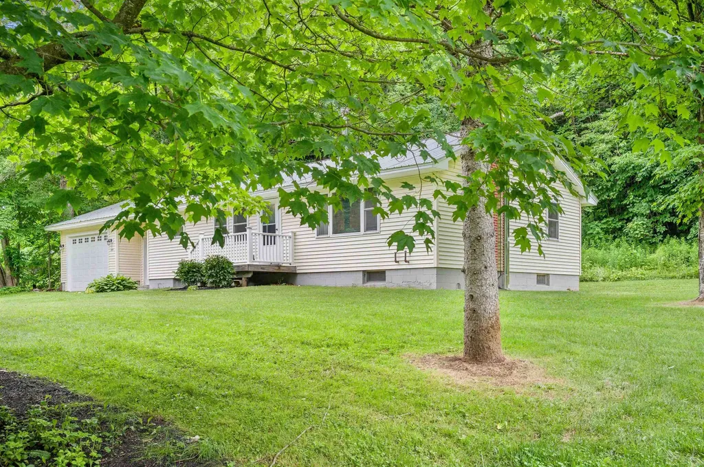 919 Vermont Route 100 South Rochester VT 05767