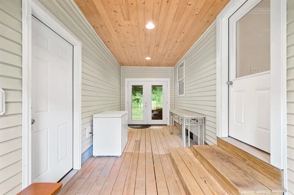 919 Vermont Route 100 South Rochester VT 05767