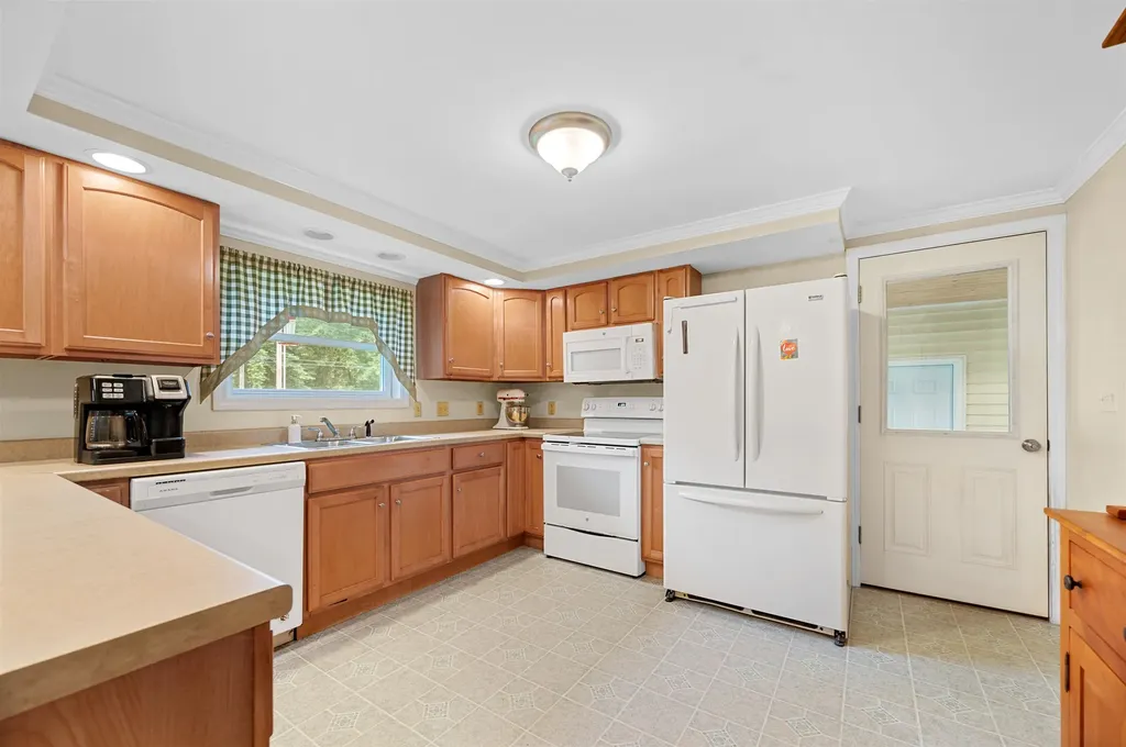 919 Vermont Route 100 South Rochester VT 05767