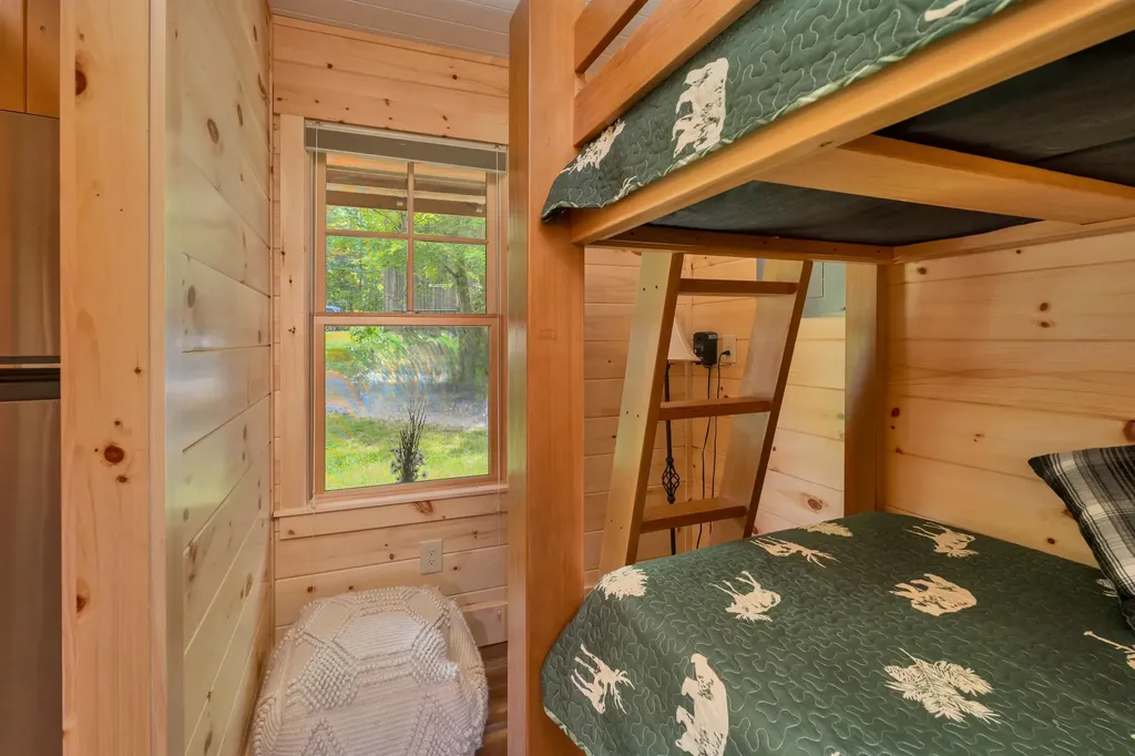 527 Sawyer Highway Warren NH 03279