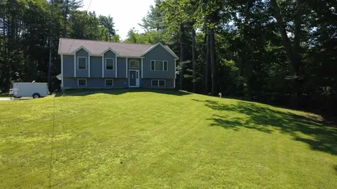13 Hemlock Springs Road Derry NH 03038