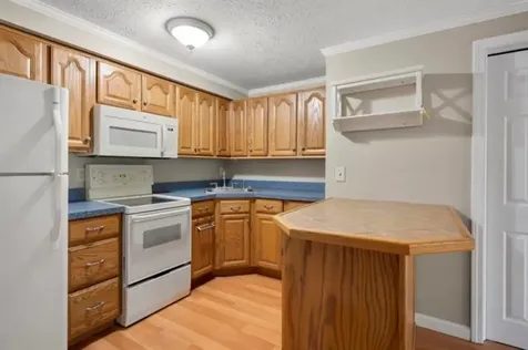 25 Ernest Avenue Exeter NH 03833
