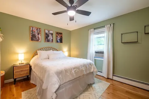 81 Warren Avenue Goffstown NH 03102