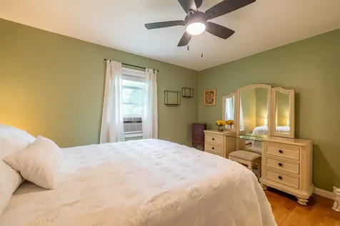 81 Warren Avenue Goffstown NH 03102