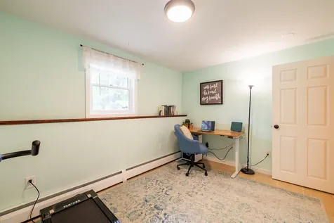81 Warren Avenue Goffstown NH 03102