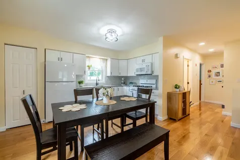 81 Warren Avenue Goffstown NH 03102