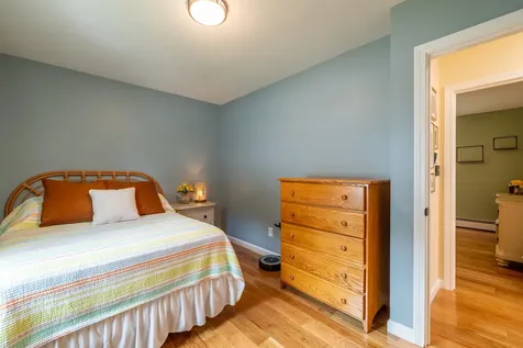 81 Warren Avenue Goffstown NH 03102