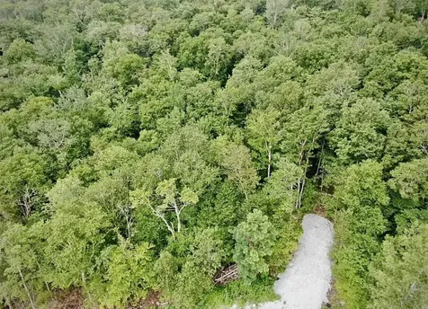 9 Cortina Country Road Mendon VT 05701