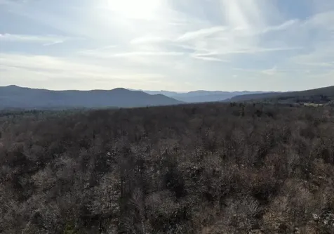 9 Cortina Country Road Mendon VT 05701