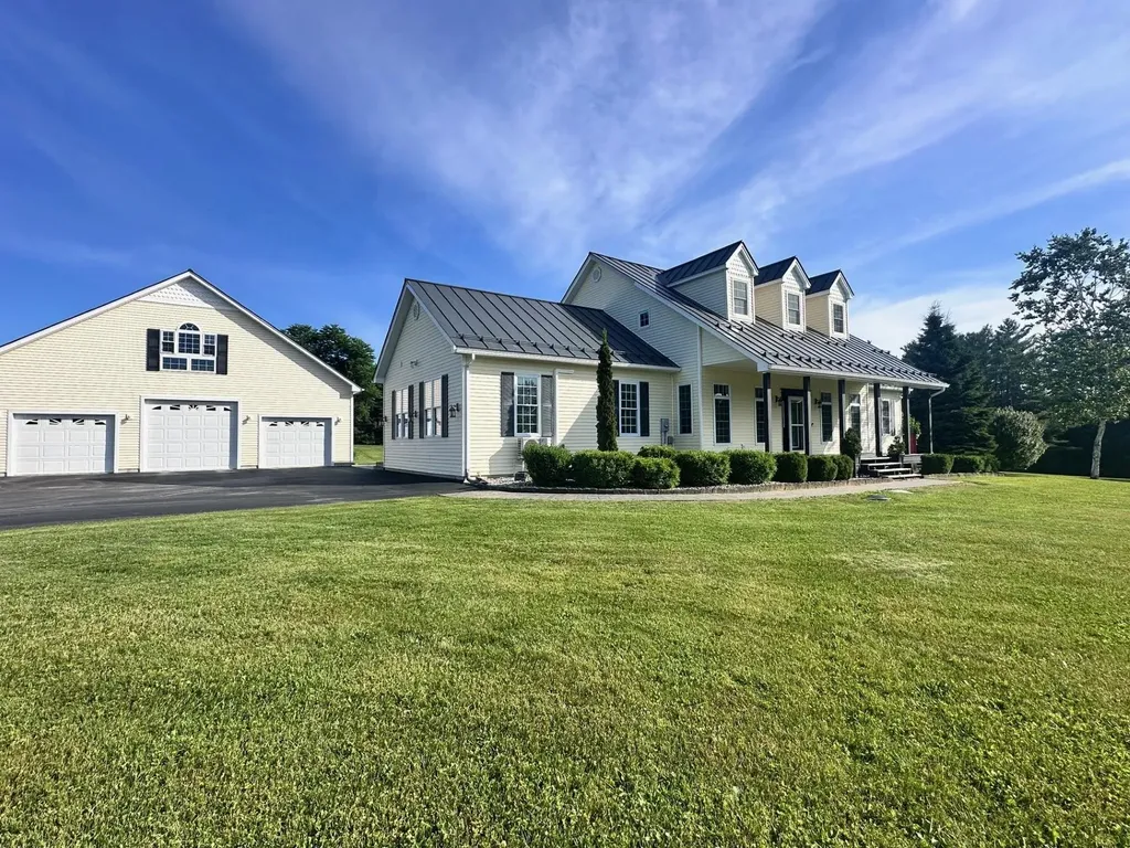 9 Tracy Road Fairfax VT 05454