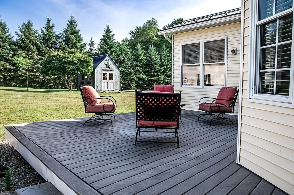 9 Tracy Road Fairfax VT 05454