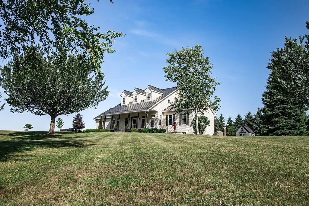 9 Tracy Road Fairfax VT 05454