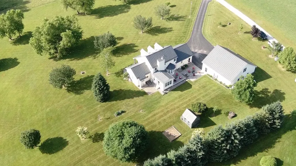 9 Tracy Road Fairfax VT 05454