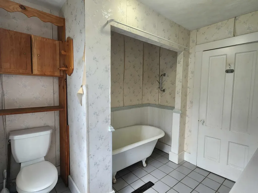 1425 Mount Major Highway Alton NH 03810