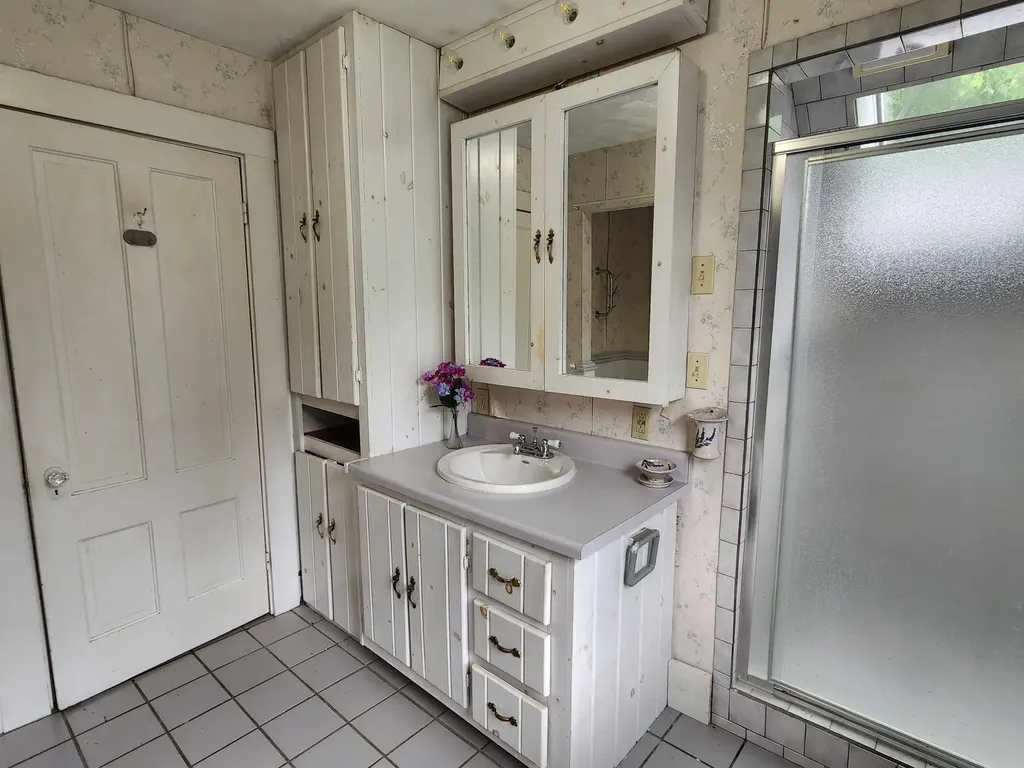 1425 Mount Major Highway Alton NH 03810