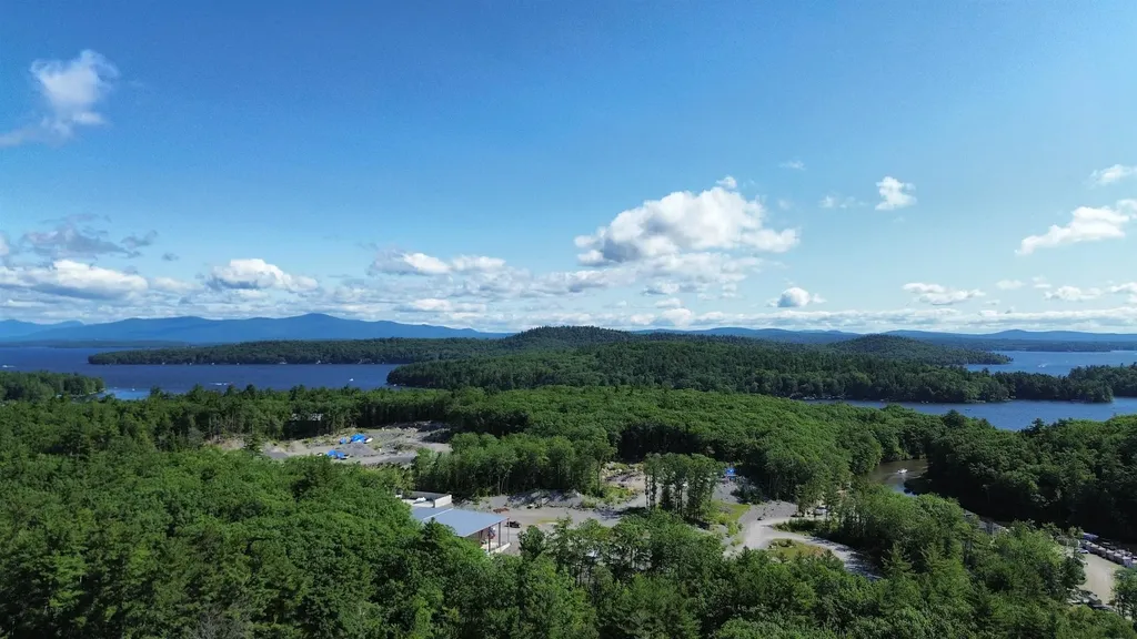 1425 Mount Major Highway Alton NH 03810