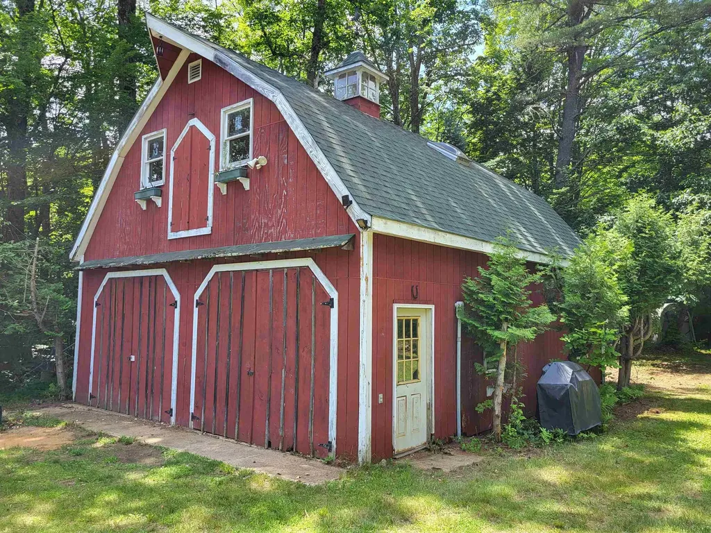 1425 Mount Major Highway Alton NH 03810