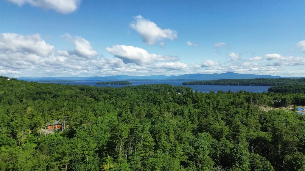 1425 Mount Major Highway Alton NH 03810