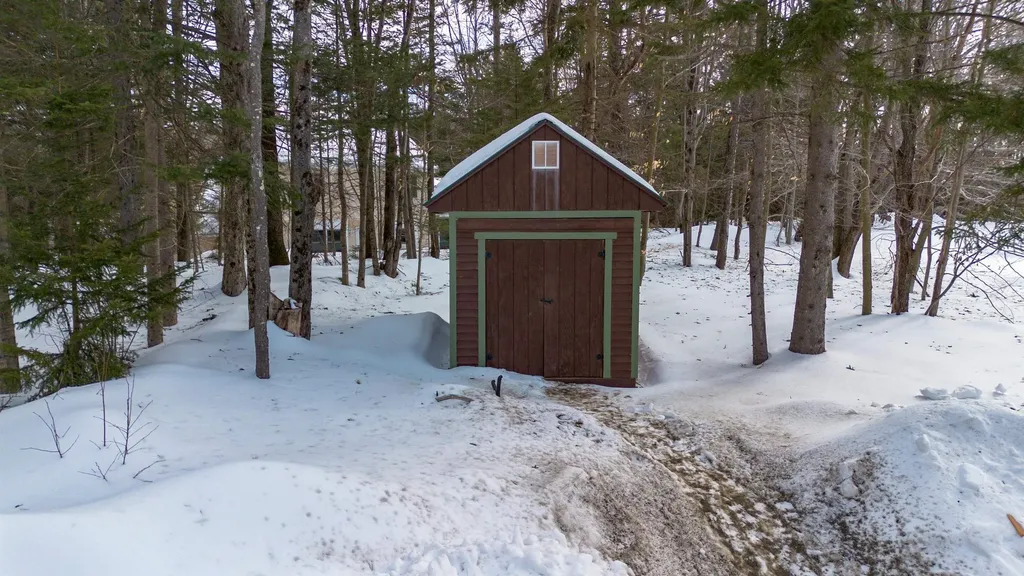 34 Mountainview Loop Dover VT 05356