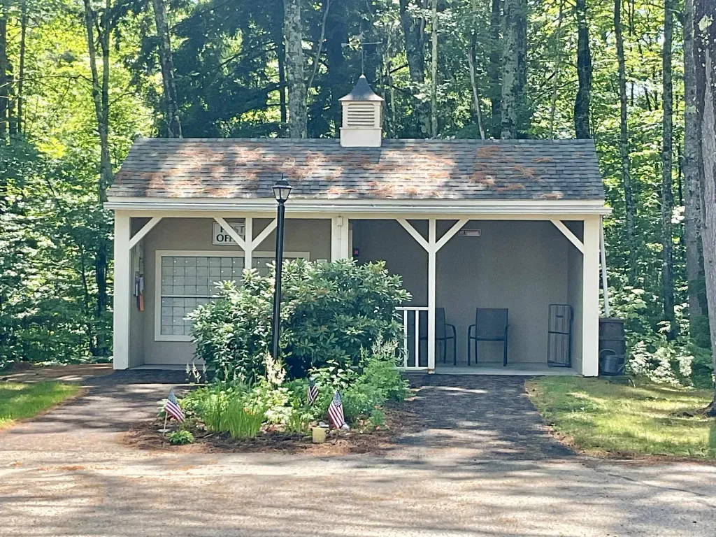 19 Saco Street Conway NH 03813