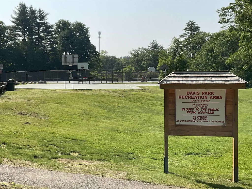 19 Saco Street Conway NH 03813