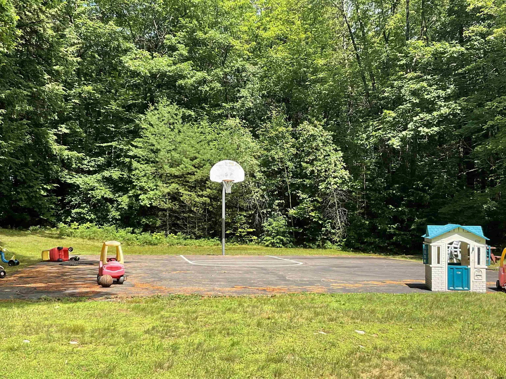 19 Saco Street Conway NH 03813