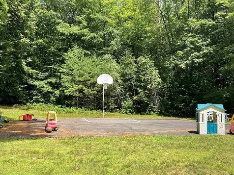 19 Saco Street Conway NH 03813