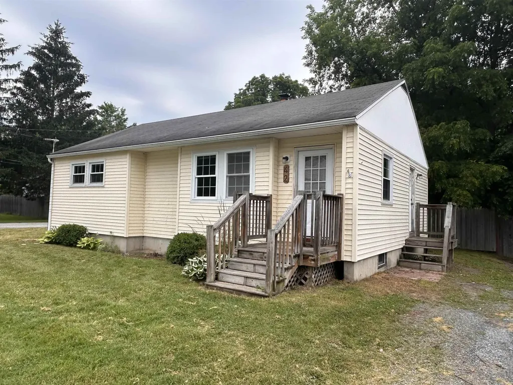 42 Colvin Avenue Shaftsbury VT 05262