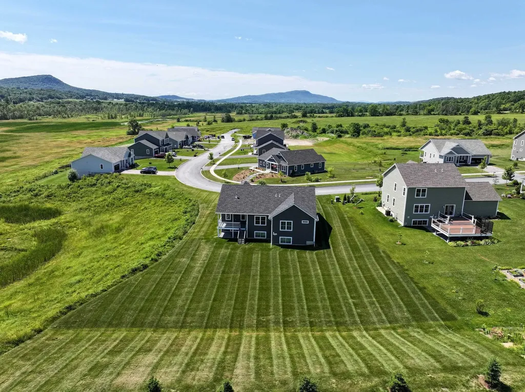 299 Commodore Drive Vergennes VT 05491