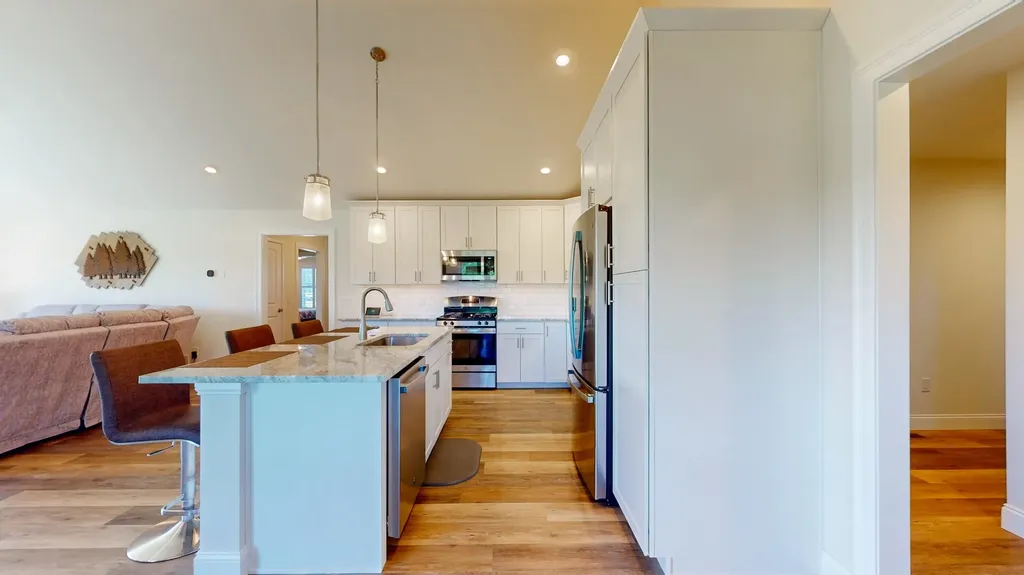 299 Commodore Drive Vergennes VT 05491