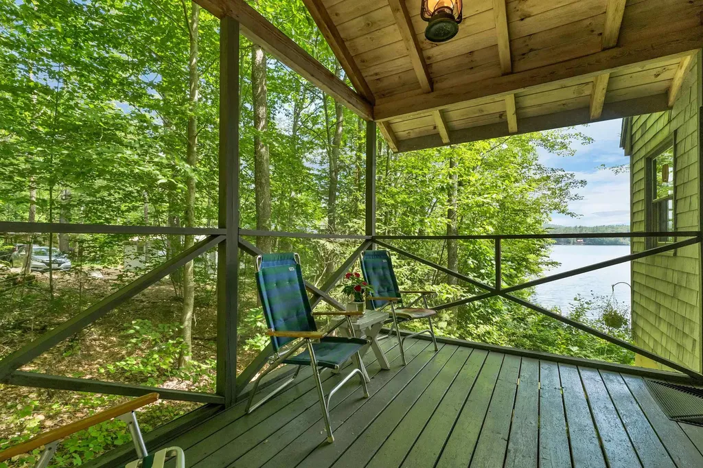 11 Nettie Way Moultonborough NH 03254