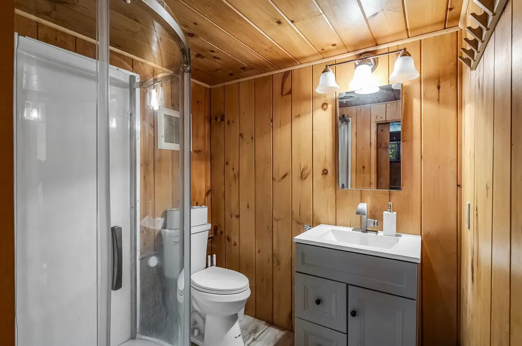 5825 Route 30 Townshend VT 05359