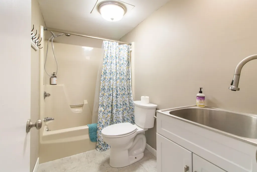 141 Stagecoach Drive Newport City VT 05855