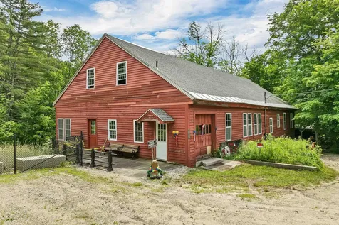 106 Water Street Rumney NH 03266