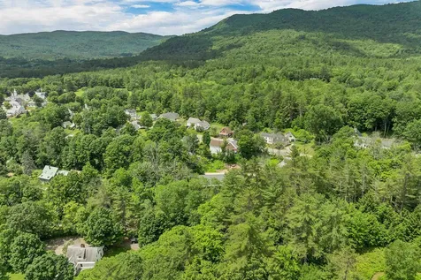 106 Water Street Rumney NH 03266