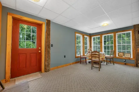 106 Water Street Rumney NH 03266