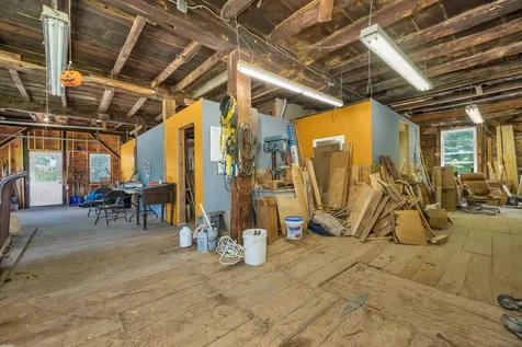 106 Water Street Rumney NH 03266