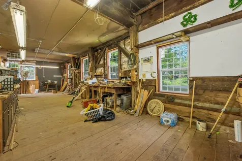 106 Water Street Rumney NH 03266