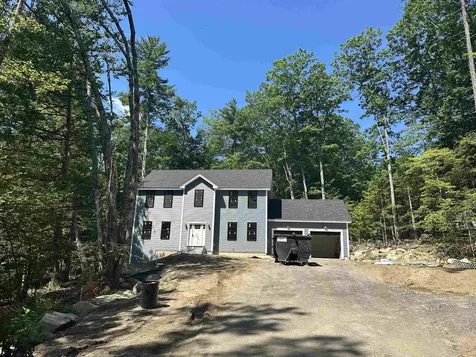 14 Buckridge Drive Amherst NH 03031