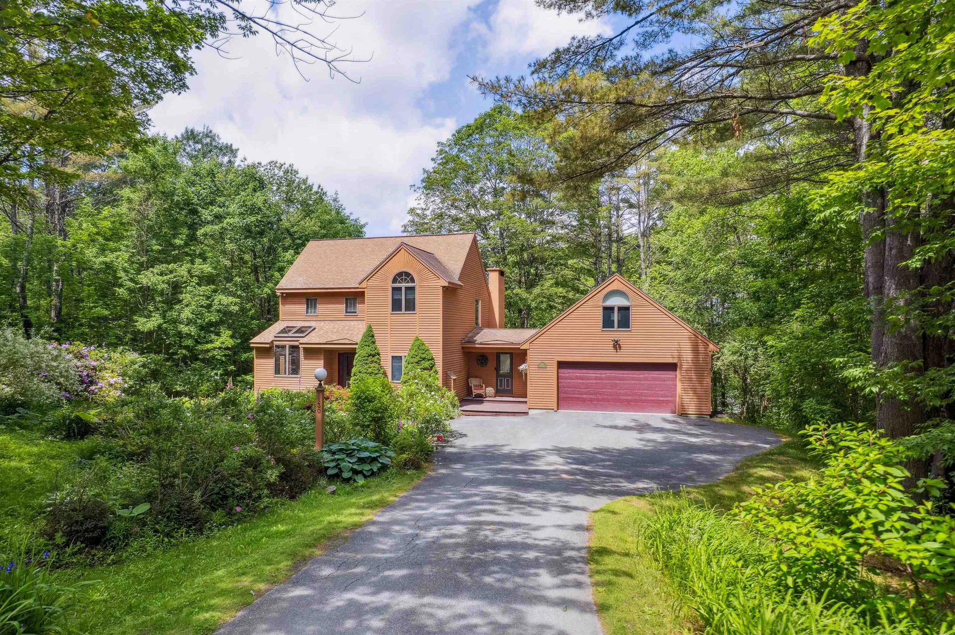 1130 Safford Road Hartford VT 05059