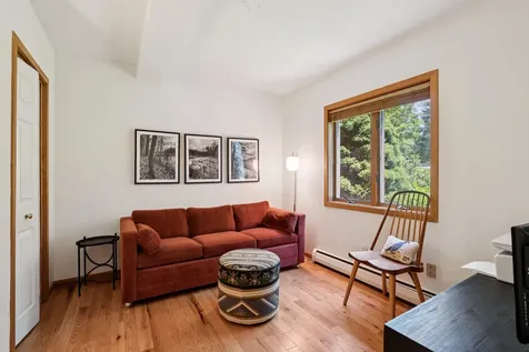 1130 Safford Road Hartford VT 05059