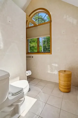 1130 Safford Road Hartford VT 05059