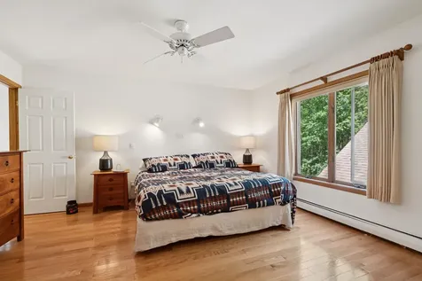 1130 Safford Road Hartford VT 05059