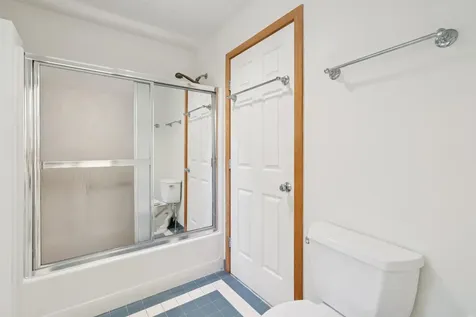 1130 Safford Road Hartford VT 05059