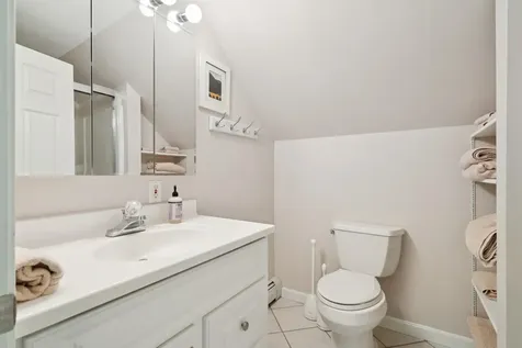 1130 Safford Road Hartford VT 05059