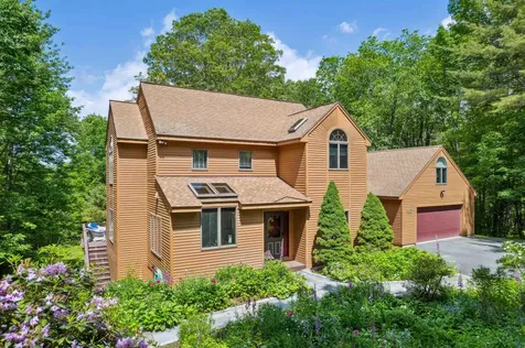 1130 Safford Road Hartford VT 05059