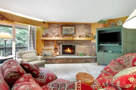 78 Farm Road Peru VT 05152