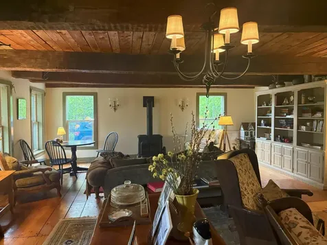 6311 Vt Route 7a Sunderland VT 05250